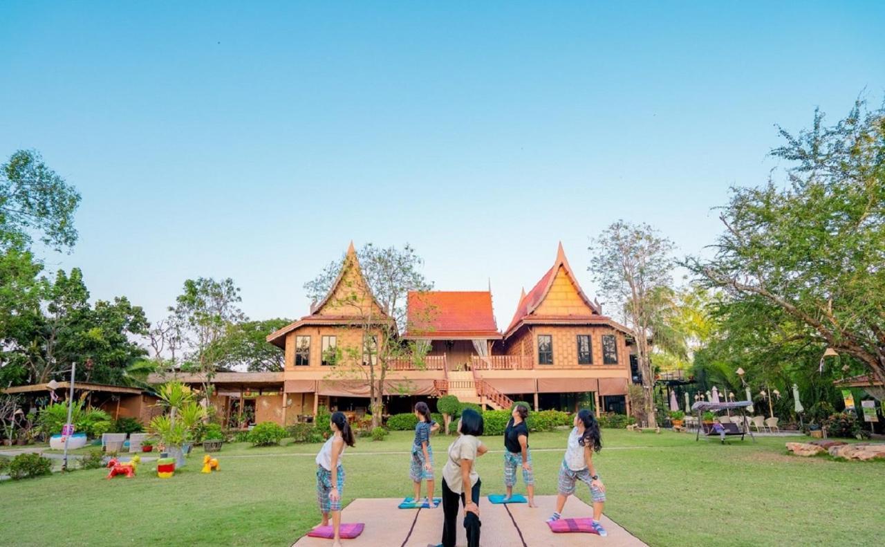 Asita Eco Resort Amphawa Exterior photo
