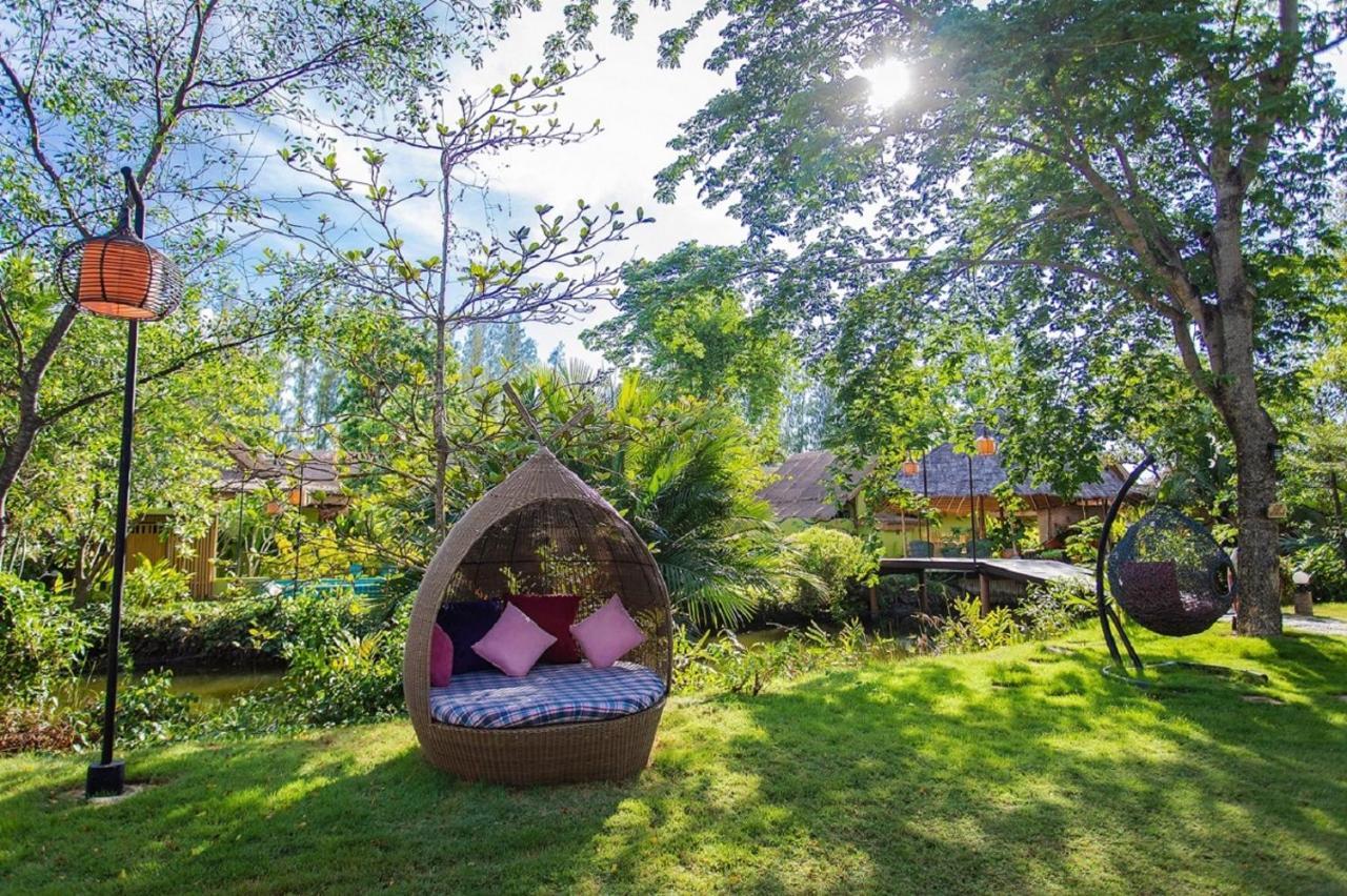 Asita Eco Resort Amphawa Exterior photo