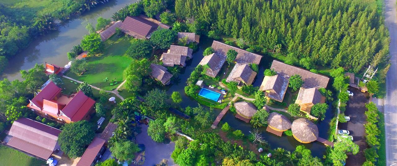 Asita Eco Resort Amphawa Exterior photo